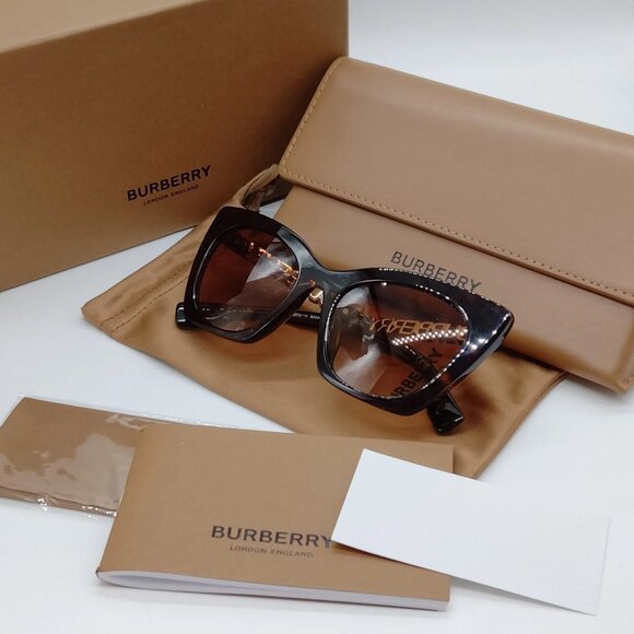 Burberry London England Sunglasses B 4372 U Women's Browns mon284-102525 - Picture 10 of 10